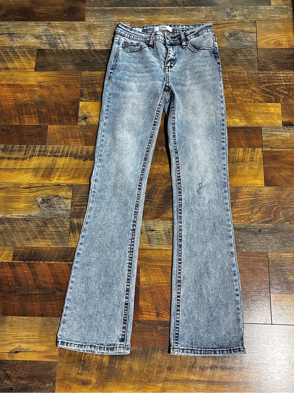 YMI Women's Flare Jeans in Light Blue Wash